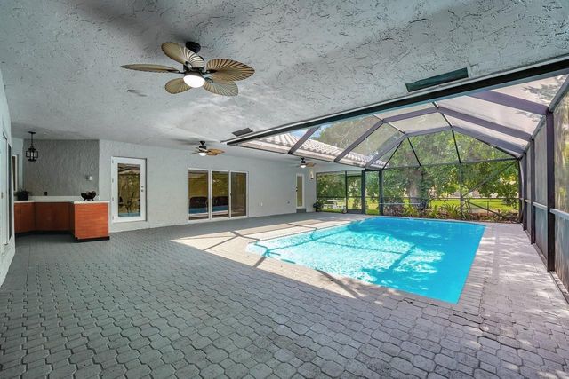 9066 NW 52nd Court, Coral Springs, FL 33067