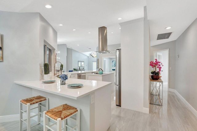 9066 NW 52nd Court, Coral Springs, FL 33067