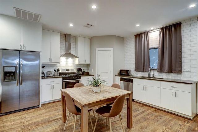 4727 Bell Street B, Houston, TX 77023