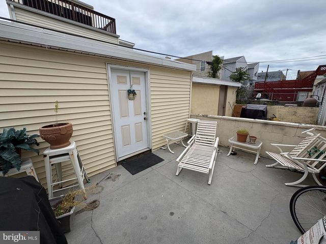 219 ARIZONA AVE, Atlantic City, NJ 08401