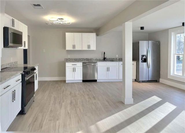 4700 Diamond Avenue, Mobile, AL 36619