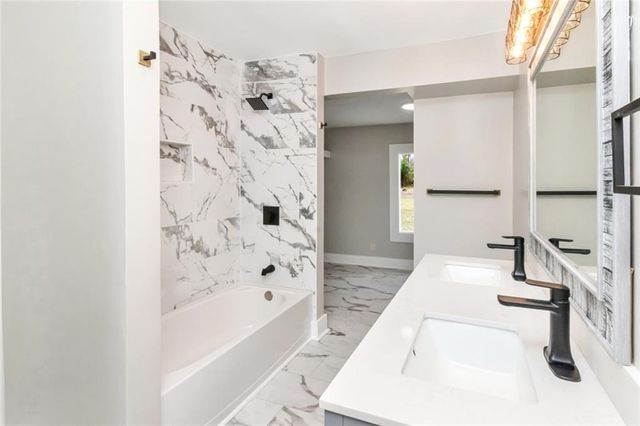 4700 Diamond Avenue, Mobile, AL 36619