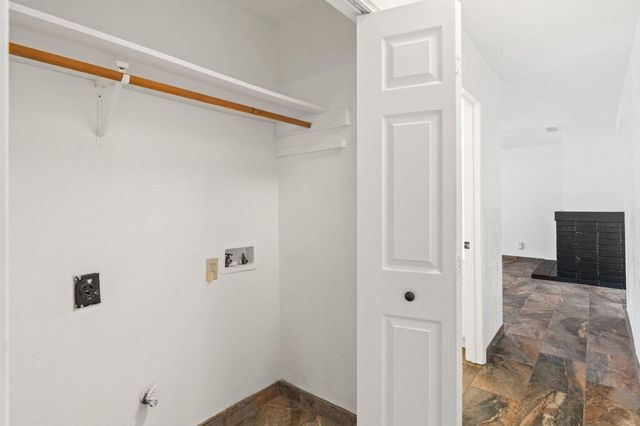 2406 Berkeley Ave B, Austin, TX 78745