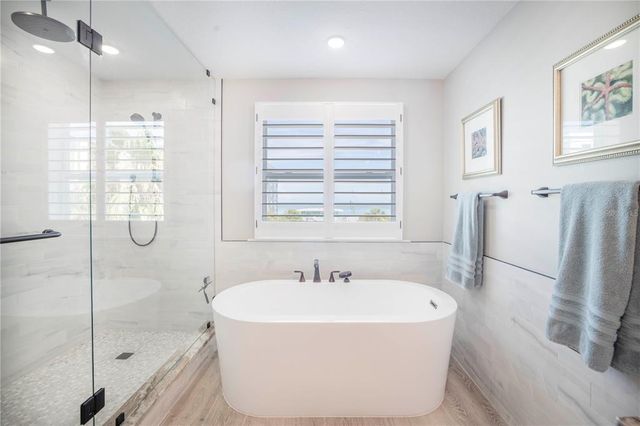 19505 GULF BOULEVARD 304, Indian Shores, FL 33785