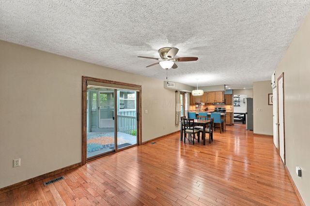 524 Colony Park Drive, Pickerington, OH 43147