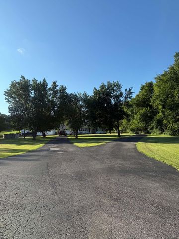 3825 U.S. 27, Lancaster, KY 40444