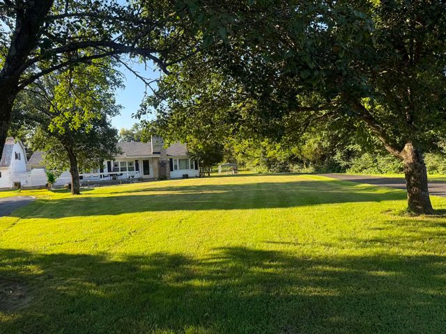 3825 U.S. 27, Lancaster, KY 40444