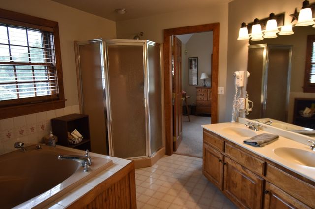 51 Coleman Road, Southampton, MA 01073