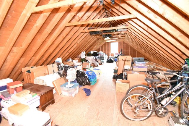 51 Coleman Road, Southampton, MA 01073