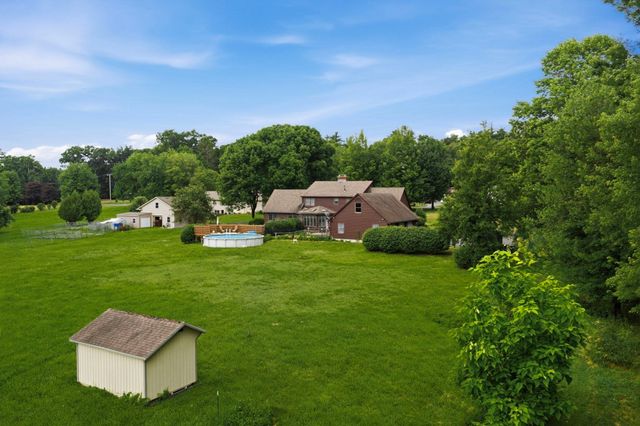 51 Coleman Road, Southampton, MA 01073