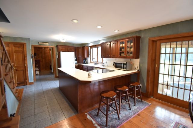 51 Coleman Road, Southampton, MA 01073