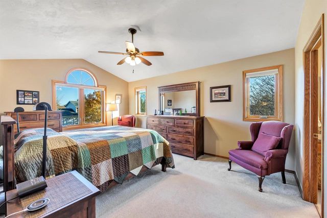 427 N 18TH AVENUE, Sturgeon Bay, WI 54235