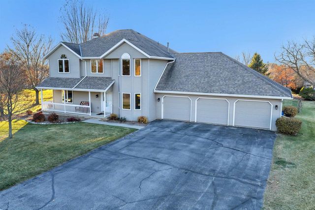 427 N 18TH AVENUE, Sturgeon Bay, WI 54235