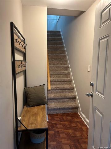 248-15 89th Avenue 2nd Fl, Bellerose, NY 11426