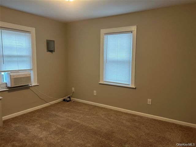 248-15 89th Avenue 2nd Fl, Bellerose, NY 11426