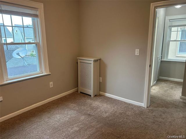 248-15 89th Avenue 2nd Fl, Bellerose, NY 11426