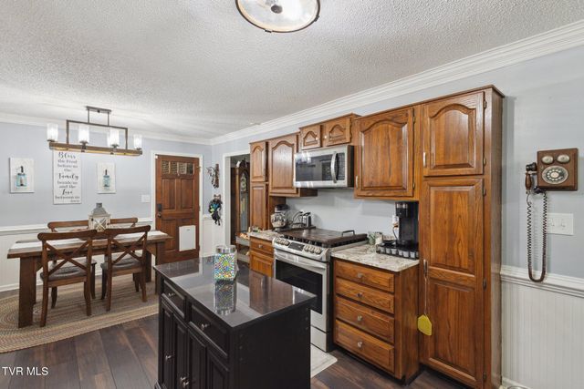 188 McArthur Circle, Bristol, VA 24201