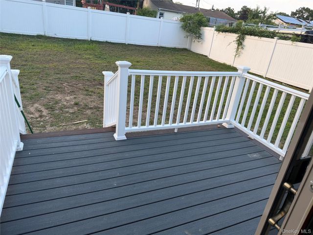 51 E Cedar Street, Central Islip, NY 11722