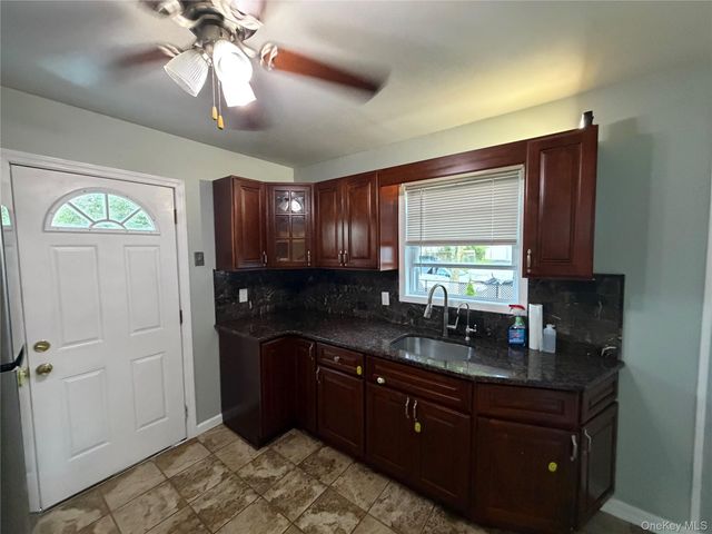 51 E Cedar Street, Central Islip, NY 11722