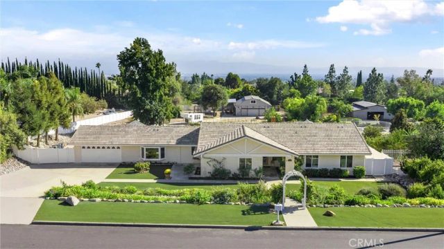 420 E 25th Street, Upland, CA 91784