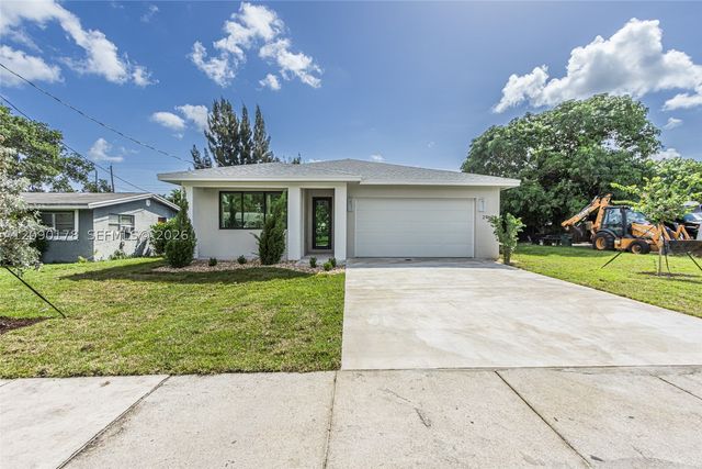 2960 NW 24th Ave, Oakland Park, FL 33311