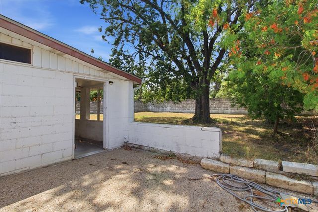 1500 Brandt Drive, Austin, TX 78742