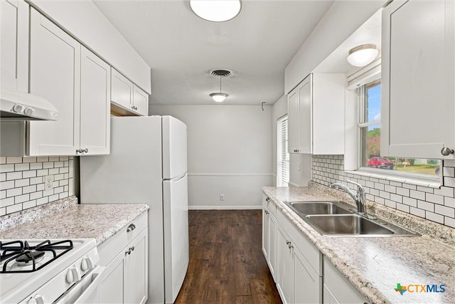 1500 Brandt Drive, Austin, TX 78742