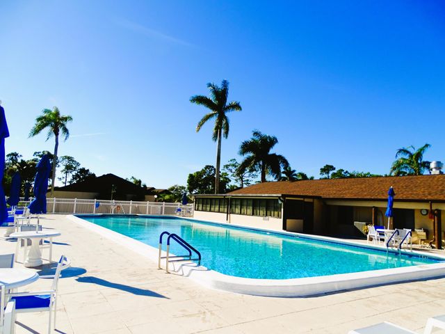 409 Pine Glen Lane A-2, Greenacres, FL 33463