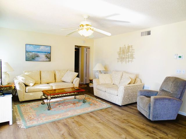 409 Pine Glen Lane A-2, Greenacres, FL 33463