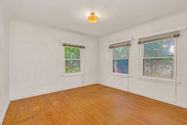 500 N G Street, Madera, CA 93637