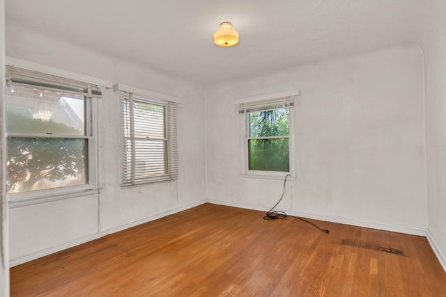 500 N G Street, Madera, CA 93637