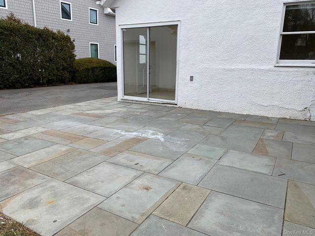 24 Hall Avenue, Eastchester, NY 10709