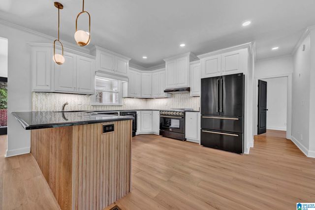 9869 HILL LANE, Warrior, AL 35180