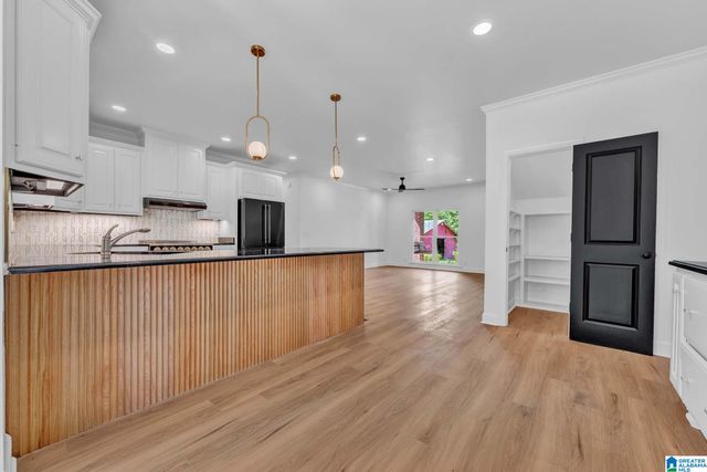 9869 HILL LANE, Warrior, AL 35180