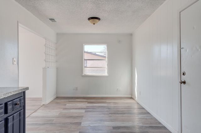 1517 E 27th Street, Lubbock, TX 79404