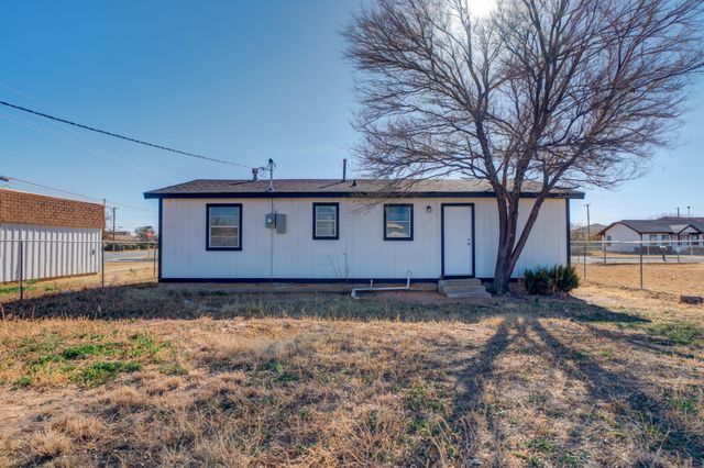 1517 E 27th Street, Lubbock, TX 79404
