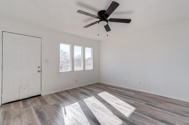 1517 E 27th Street, Lubbock, TX 79404