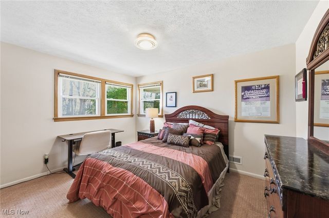 34840 Sherwood Drive, Solon, OH 44139