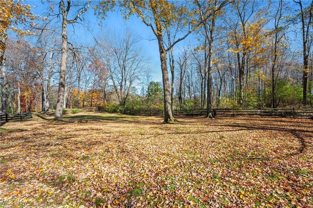 34840 Sherwood Drive, Solon, OH 44139