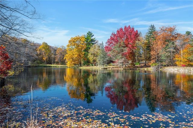 34840 Sherwood Drive, Solon, OH 44139