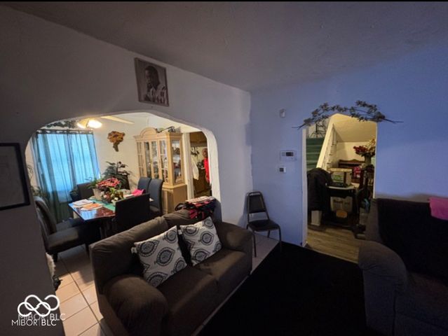 2615 Baltimore Avenue, Indianapolis, IN 46218
