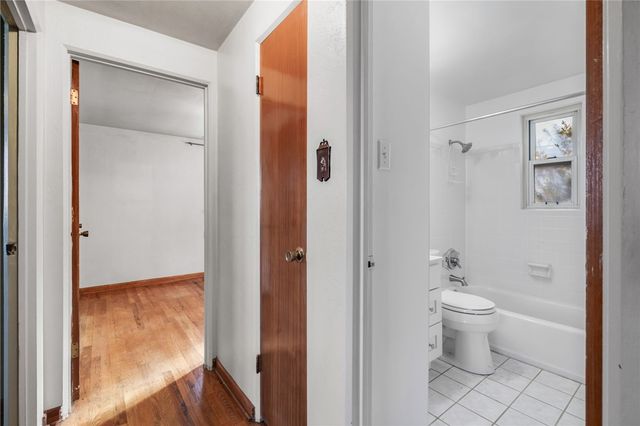 982 Highview Rd, Baldwin Boro, PA 15234