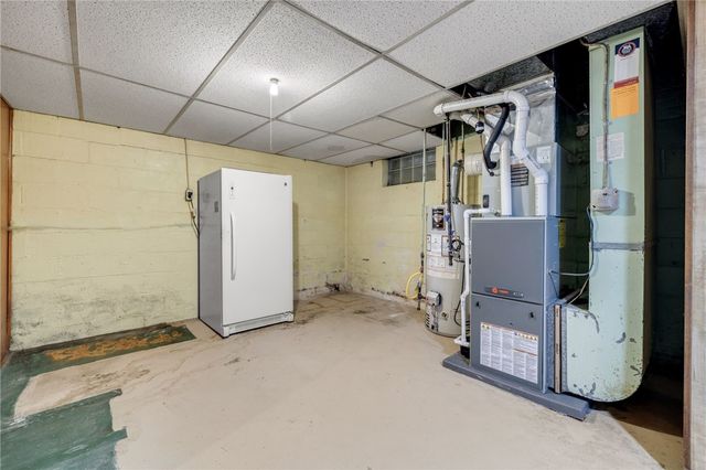 982 Highview Rd, Baldwin Boro, PA 15234