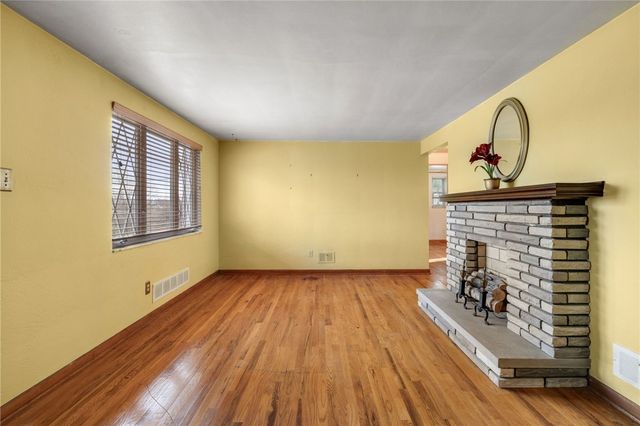 982 Highview Rd, Baldwin Boro, PA 15234