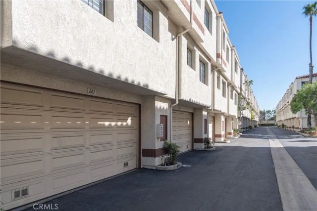 2971 Plaza Del Amo 281, Torrance, CA 90503