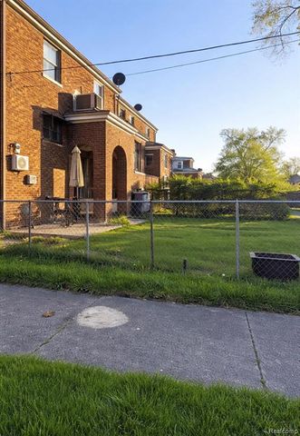 11101 College Street, Detroit, MI 48205