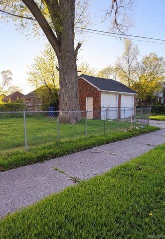 11101 College Street, Detroit, MI 48205