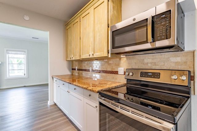 1716 Mercer Avenue, West Palm Beach, FL 33401