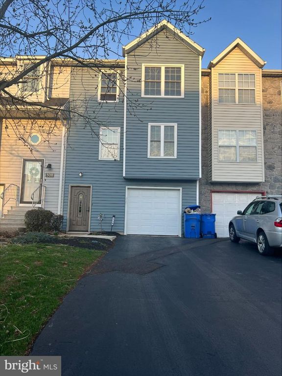 310 LINCOLN AVE, Harrisburg, PA 17111