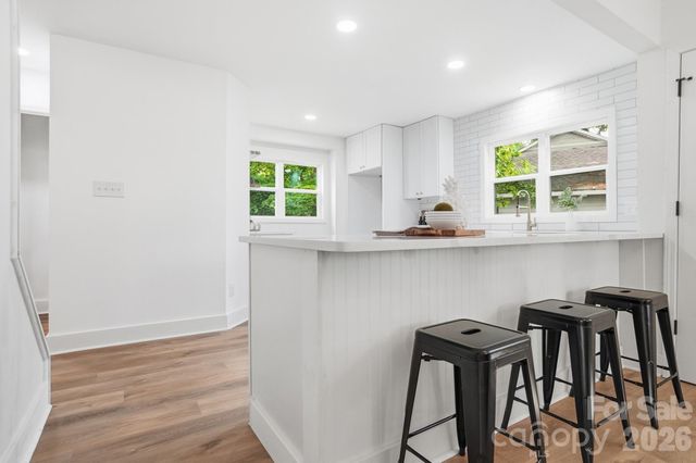 7015 Chelsea Day Lane, Tega Cay, SC 29708